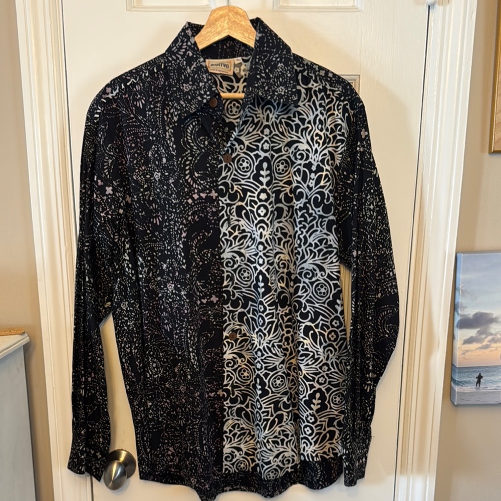 Santiki Black and White Patterned Button-Up Shirt